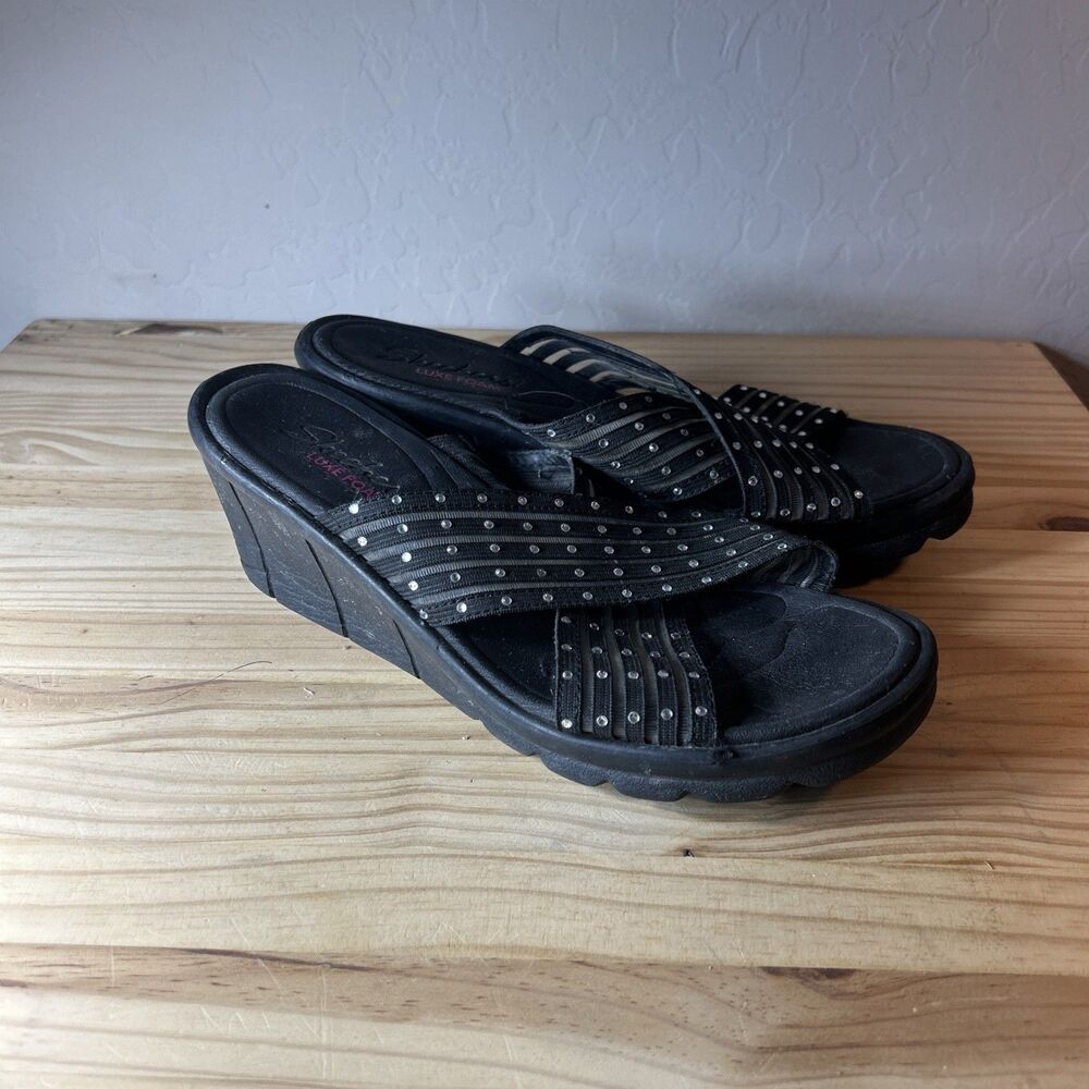 Skechers Women’s Black Sandal Size 8 Strappy Wedge Rhinestones